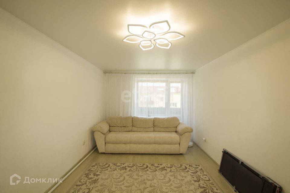 Продаётся 3-комнатная квартира, 67.7 м²