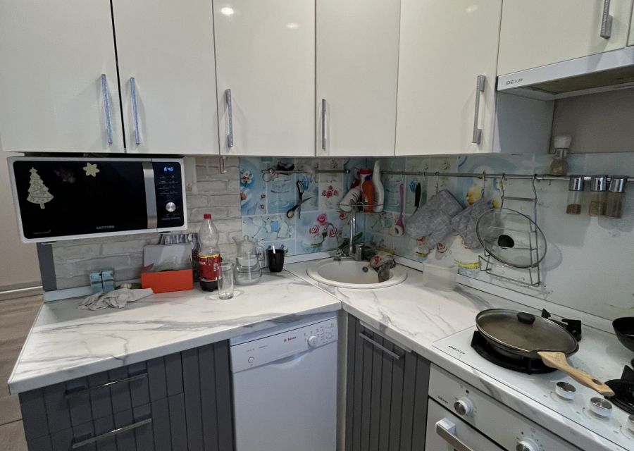 Продаётся 3-комнатная квартира, 57.3 м²