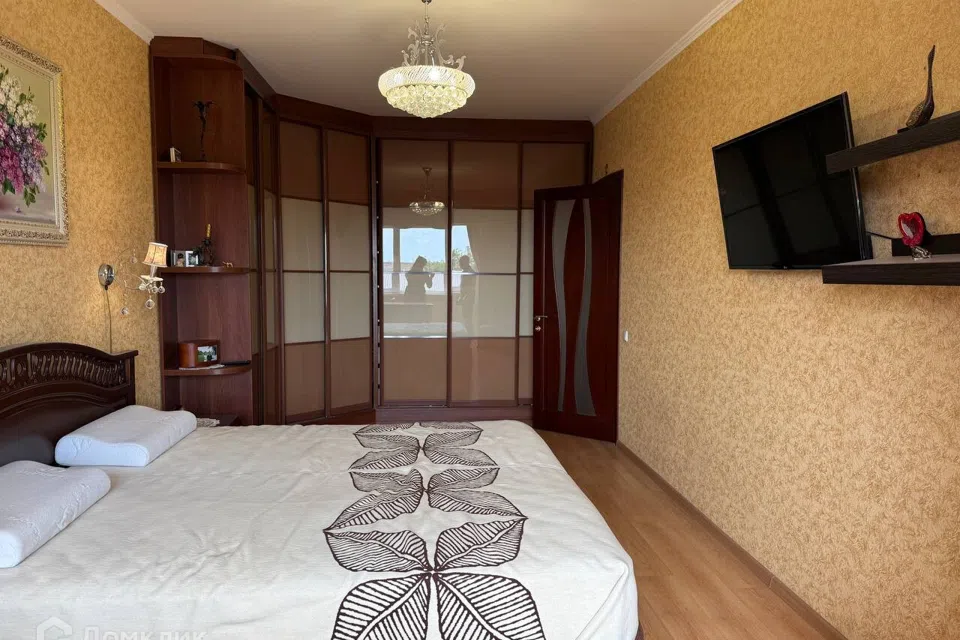 Продаётся 2-комнатная квартира, 84 м²