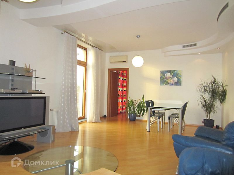 Сдаётся 3-комнатная квартира, 105 м²