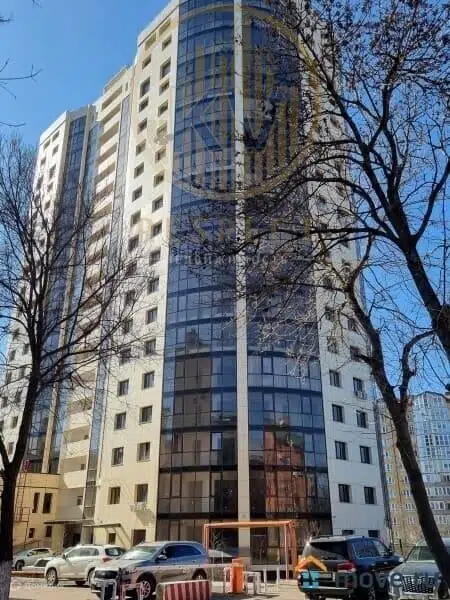 Продаётся 1-комнатная квартира, 70 м²