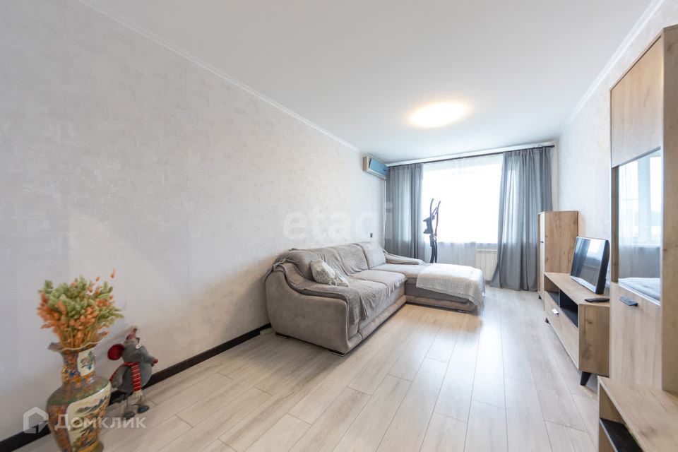 Продаётся 3-комнатная квартира, 65.9 м²