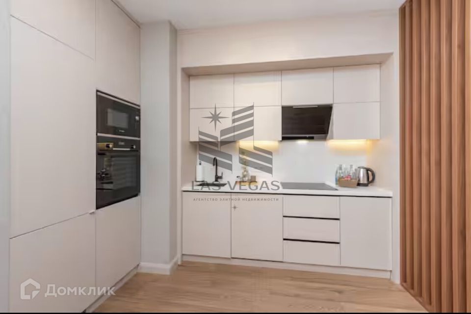 Сдаётся 2-комнатная квартира, 78 м²