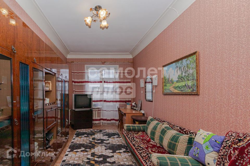 Продаётся 3-комнатная квартира, 77 м²