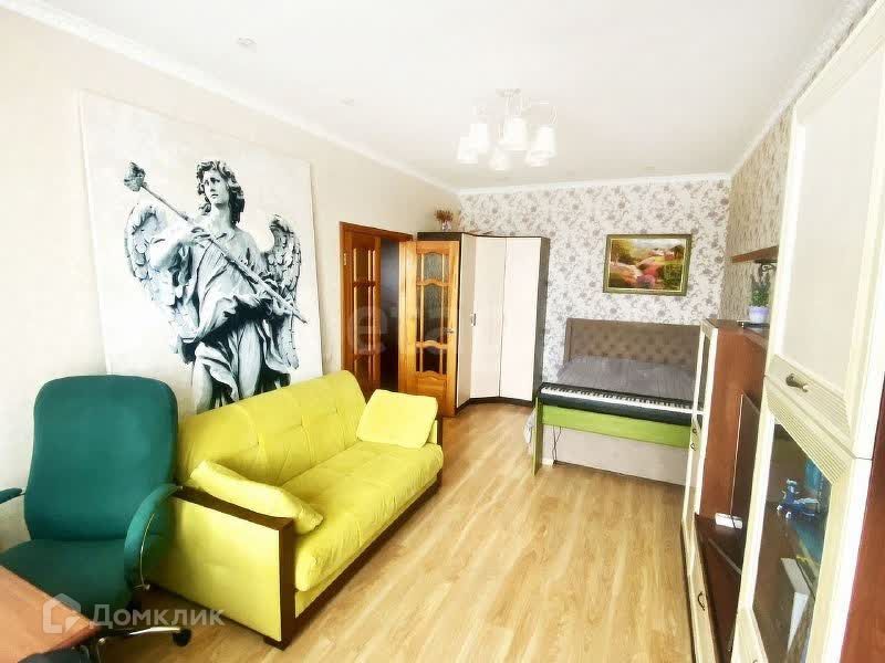 Продаётся 1-комнатная квартира, 49.4 м²