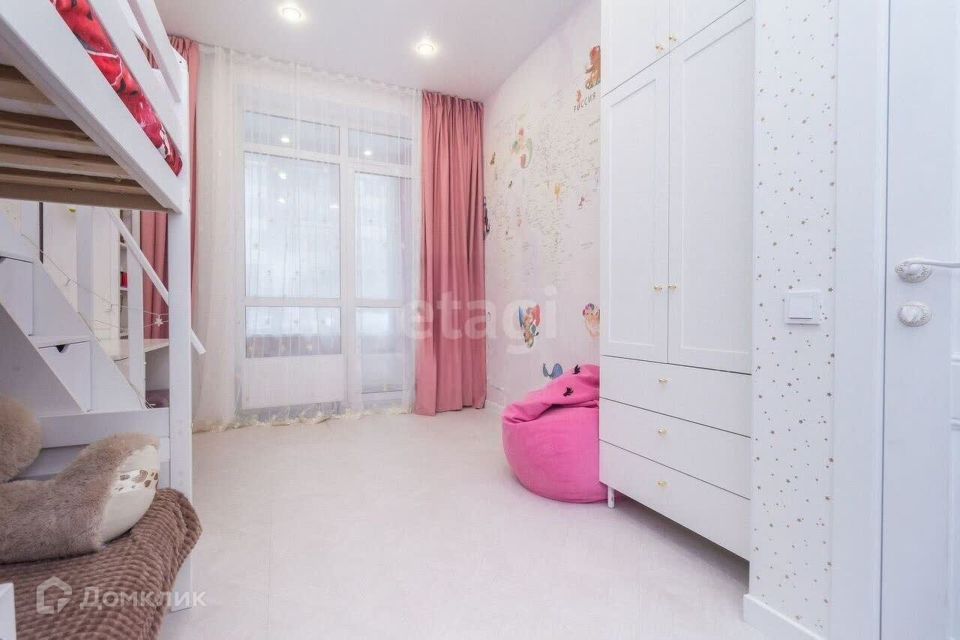Продаётся 3-комнатная квартира, 76 м²