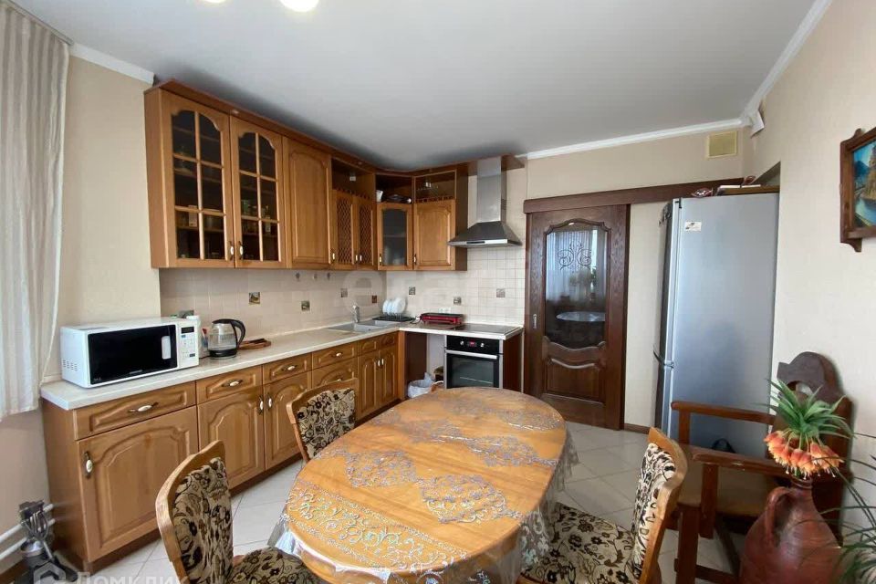 Продаётся 2-комнатная квартира, 60.4 м²