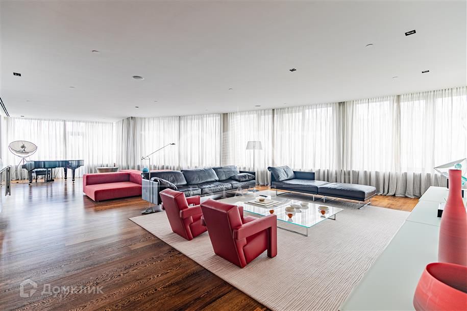 Продаётся 5-комнатная квартира, 458 м²