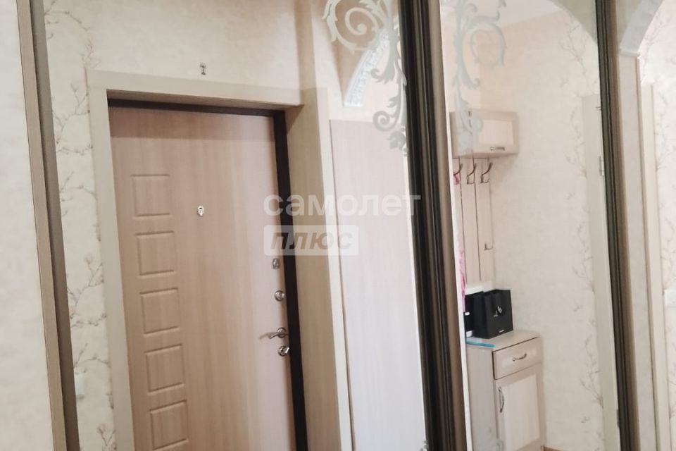 Продаётся 2-комнатная квартира, 66.4 м²