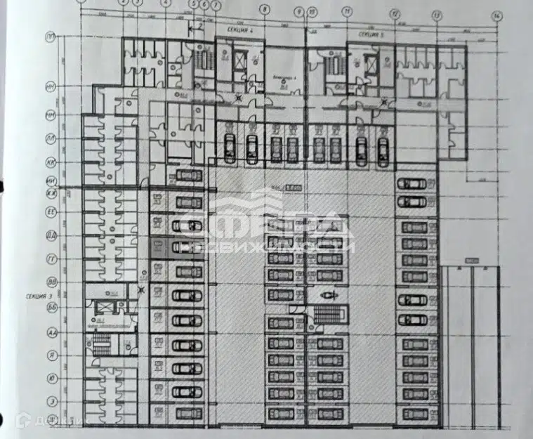 Продаётся машиноместо, 30 м²