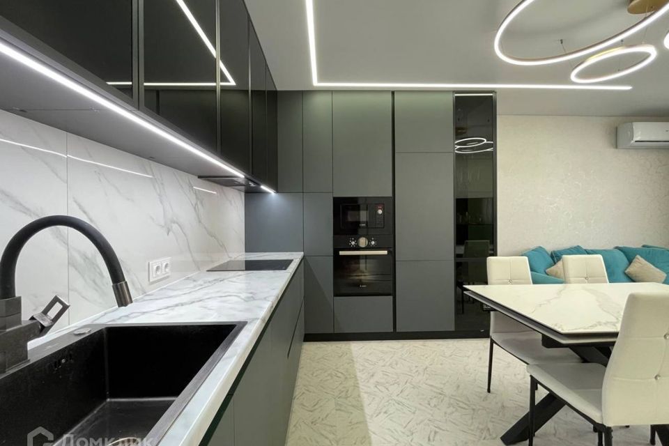 Сдаётся 3-комнатная квартира, 79.4 м²
