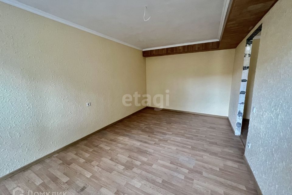 Продаётся 1-комнатная квартира, 49.7 м²