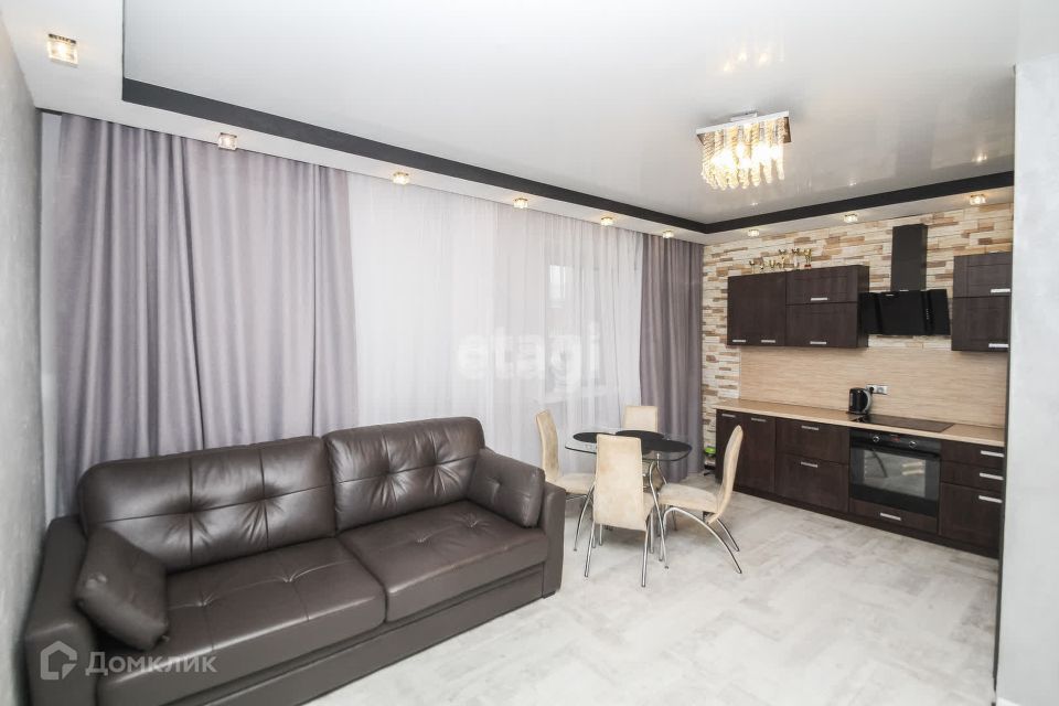 Продаётся 3-комнатная квартира, 70.3 м²