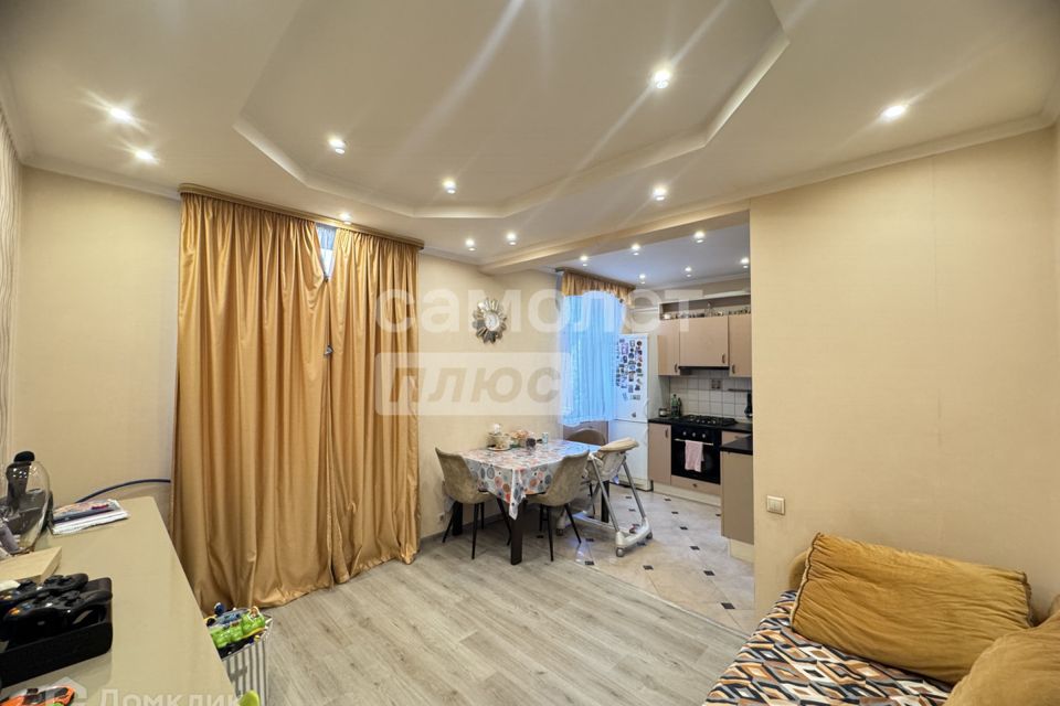 Продаётся 3-комнатная квартира, 64.4 м²