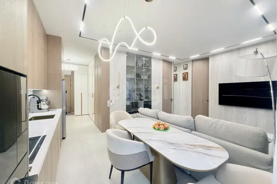 Продаётся 2-комнатная квартира, 73.1 м²