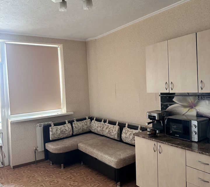 Продаётся 1-комнатная квартира, 55.3 м²