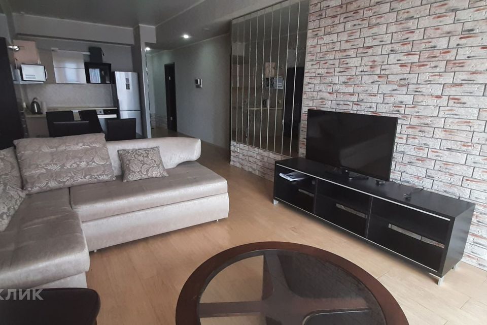 Сдаётся 2-комнатная квартира, 70 м²