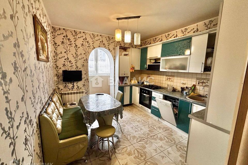 Продаётся 2-комнатная квартира, 58.4 м²