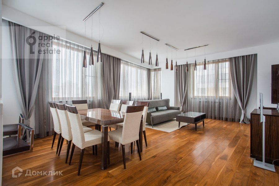 Сдаётся 4-комнатная квартира, 157 м²