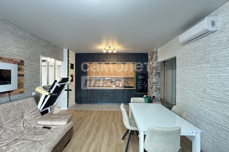 Продаётся 3-комнатная квартира, 59.3 м²