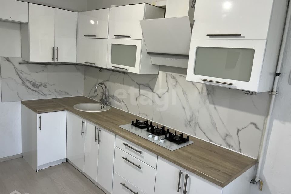 Продаётся 2-комнатная квартира, 68.4 м²