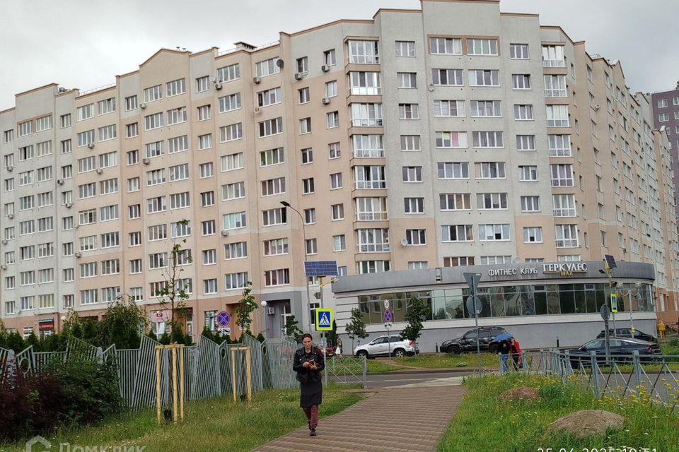 Продаётся 2-комнатная квартира, 64.4 м²