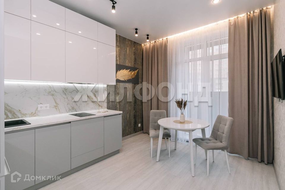 Продаётся 1-комнатная квартира, 41.6 м²