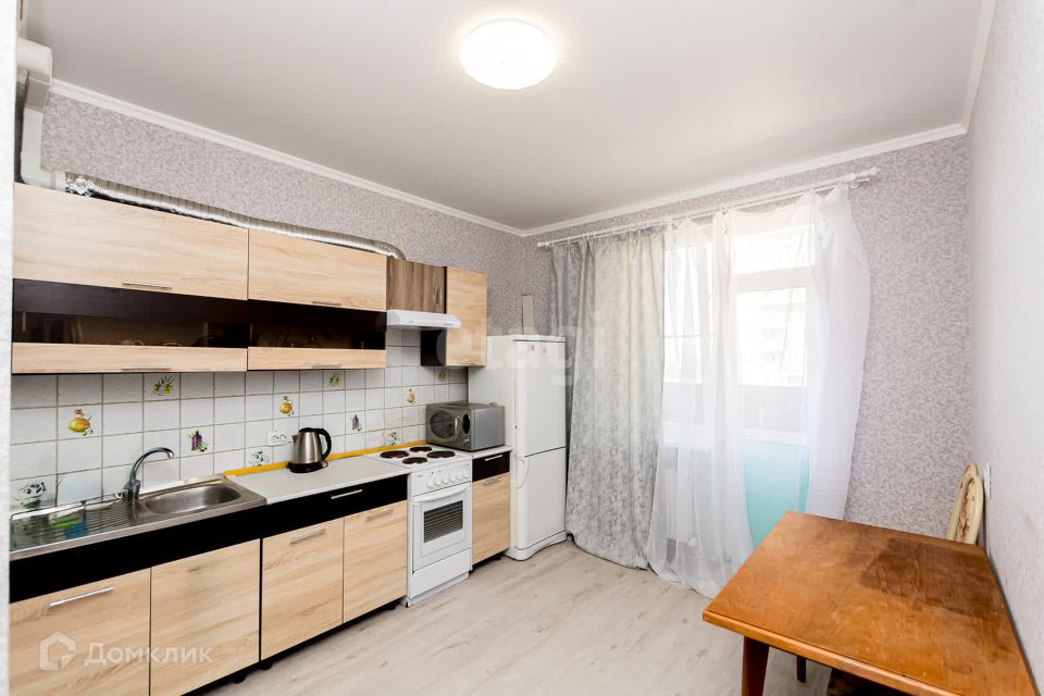 Продаётся 1-комнатная квартира, 37.3 м²