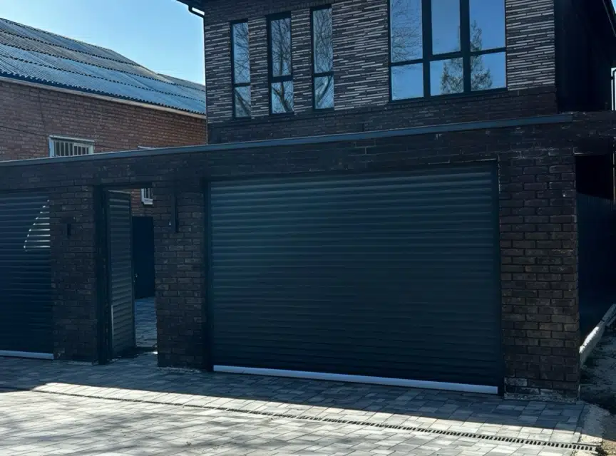 Продаётся 3-этажный дом, 270 м²