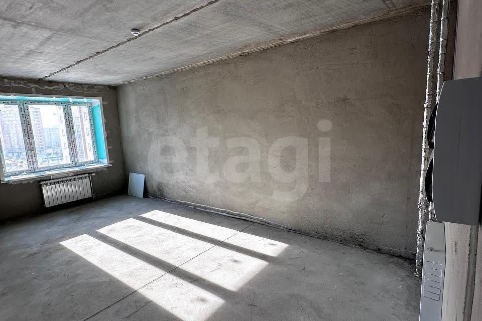 Продаётся 1-комнатная квартира, 42 м²