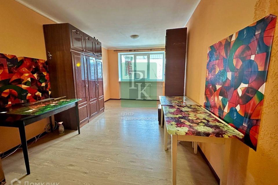 Продаётся комната в 1-комн. квартире, 17 м²