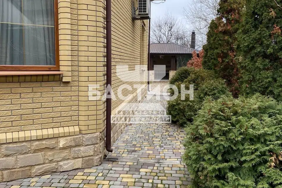 Продаётся таунхаус, 2-эт., 203.5 м²