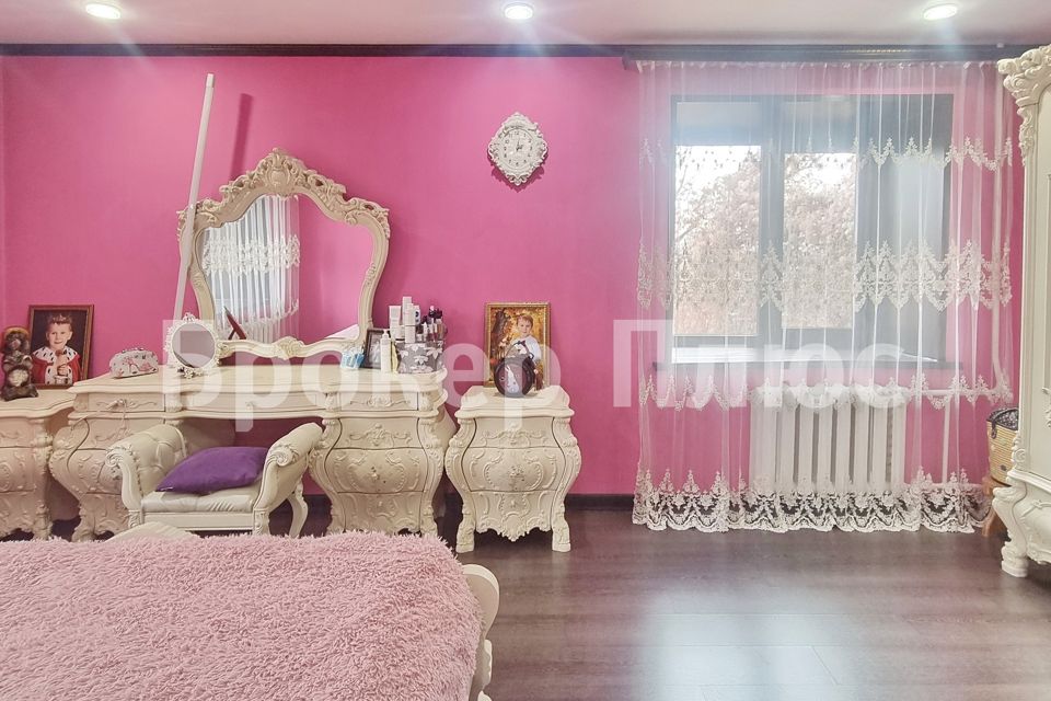 Продаётся 3-комнатная квартира, 75 м²