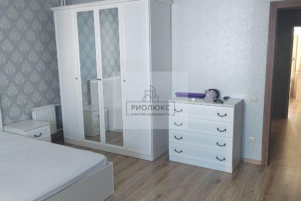 Продаётся 2-комнатная квартира, 65 м²