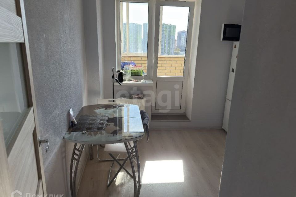 Продаётся 1-комнатная квартира, 35.5 м²