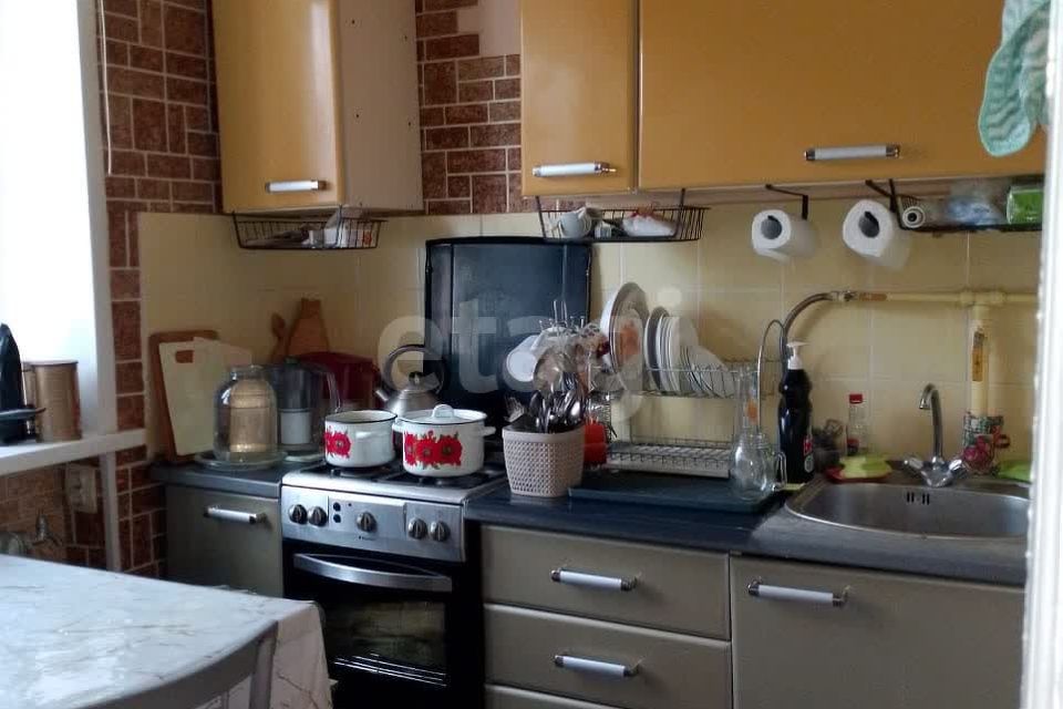 Продаётся 3-комнатная квартира, 42 м²