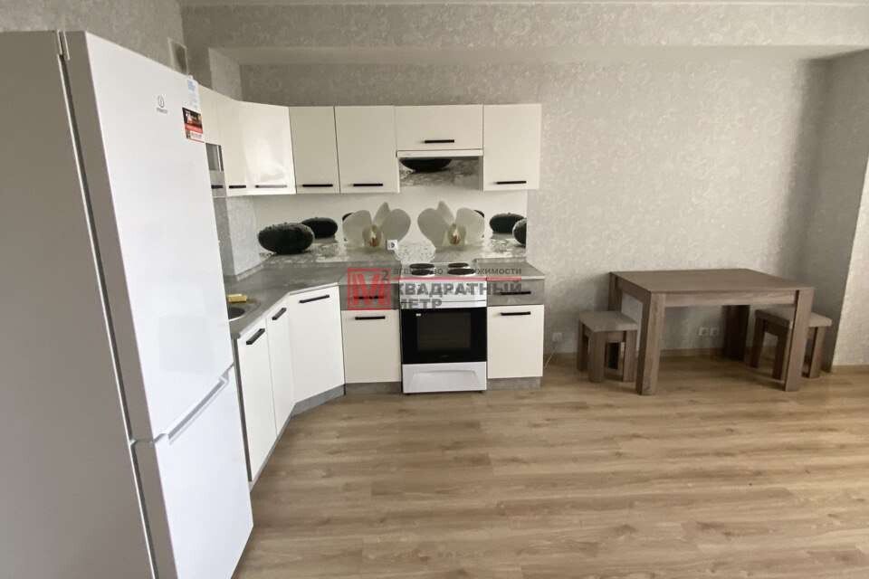 Продаётся 1-комнатная квартира, 40 м²