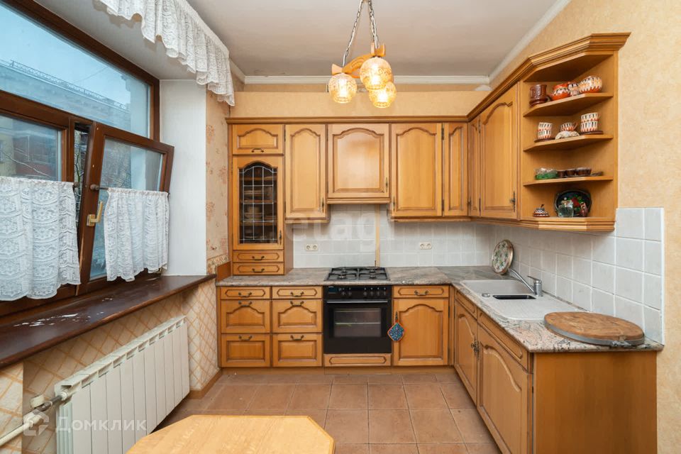 Продаётся 2-комнатная квартира, 60.6 м²