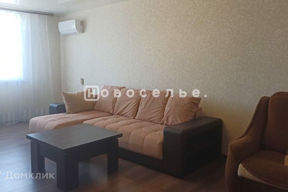 Сдаётся 2-комнатная квартира, 60 м²