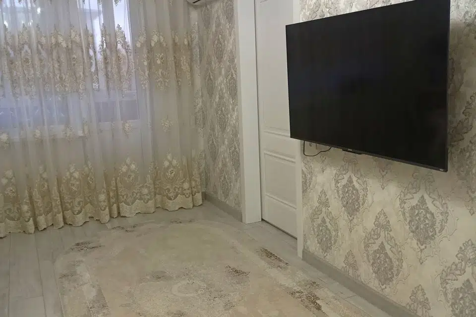 Продаётся 3-комнатная квартира, 45.8 м²