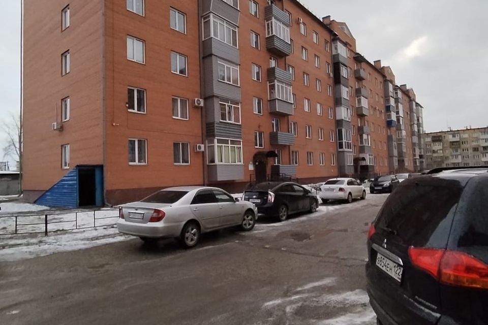 Продаётся 1-комнатная квартира, 39.7 м²