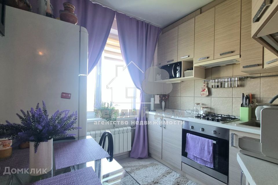 Продаётся 3-комнатная квартира, 63 м²