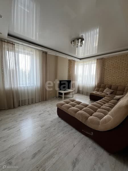 Сдаётся 3-комнатная квартира, 70.6 м²