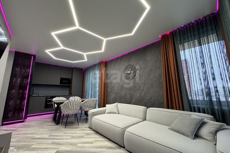 Продаётся 2-комнатная квартира, 62.3 м²