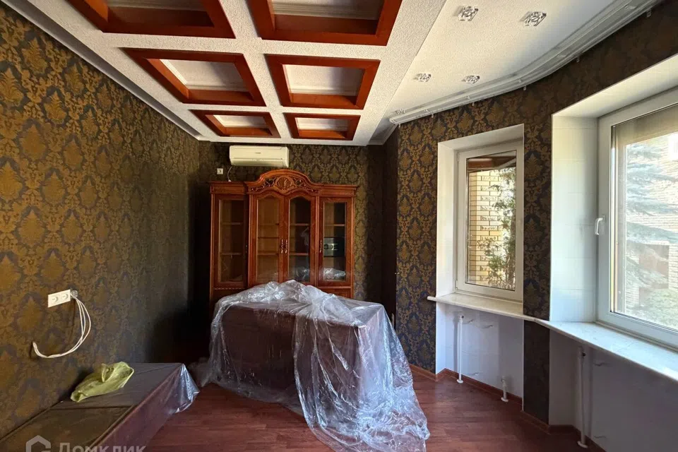 Продаётся 3-этажный дом, 360 м²