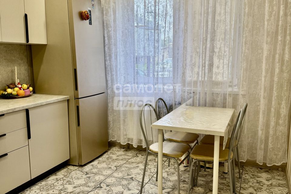 Продаётся 2-комнатная квартира, 51.6 м²