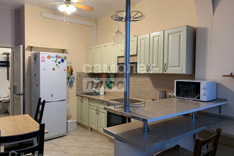 Продаётся 2-комнатная квартира, 62 м²
