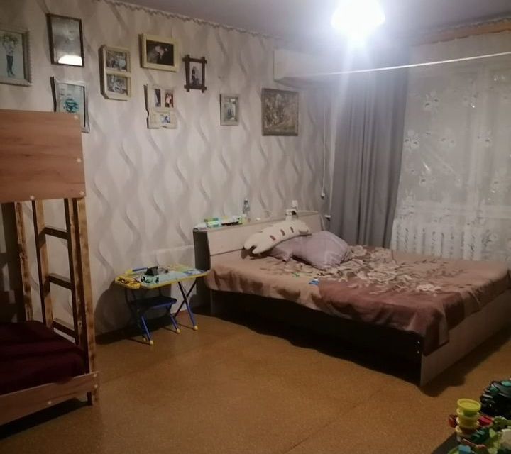 Продаётся 1-комнатная квартира, 38.3 м²