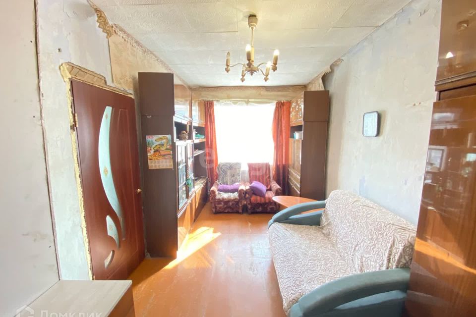 Продаётся 3-комнатная квартира, 48.9 м²