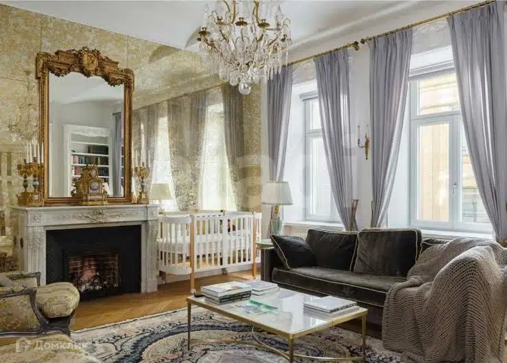 Продаётся 2-комнатная квартира, 105.8 м²